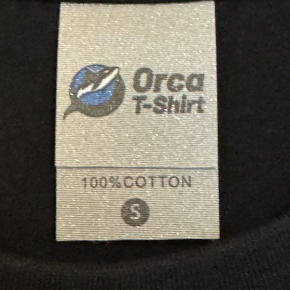 💥SALE Black Graphic Tee with Crow Design - Picture 3 of 3